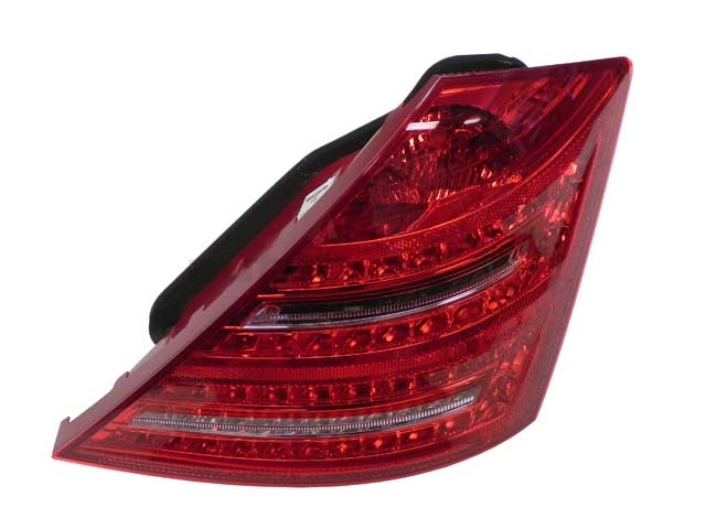 R  S/Ulo 2218201464, 1072002 Tail Light; Right Mercedes