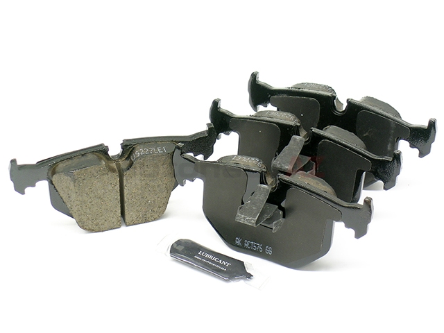 SFP500210 Akebono Euro Brake Pad Set; Rear