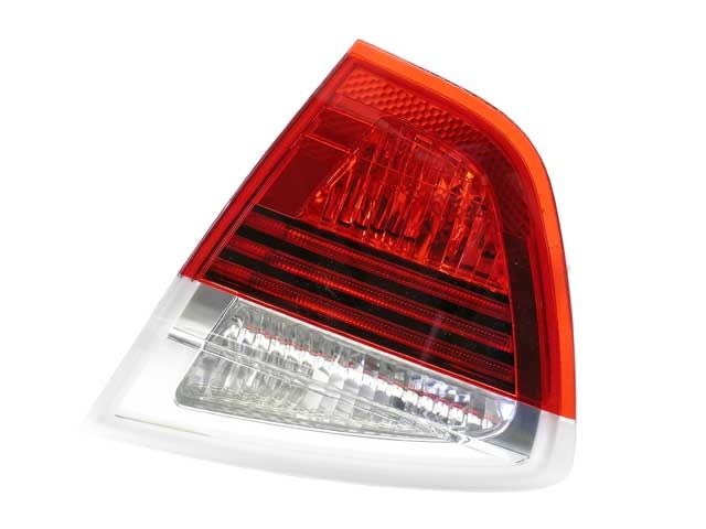 Magneti Marelli 63216937460, LLE861 Tail Light; Rght Inner on