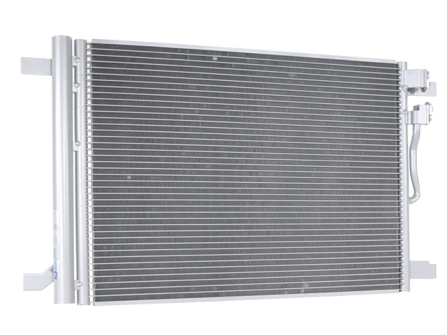 NISSENS Condensatore, Climatizzatore 94911 con essiccatore